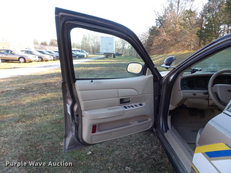 image for item DC7482 2009 Ford Crown Victoria Police Interceptor