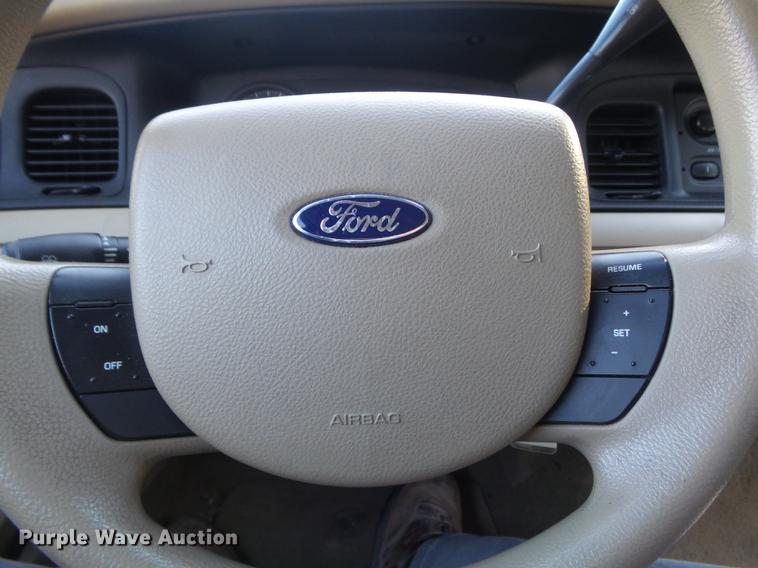 image for item DC7482 2009 Ford Crown Victoria Police Interceptor