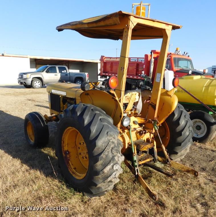 image for item DC8427 John Deere 301-R tractor