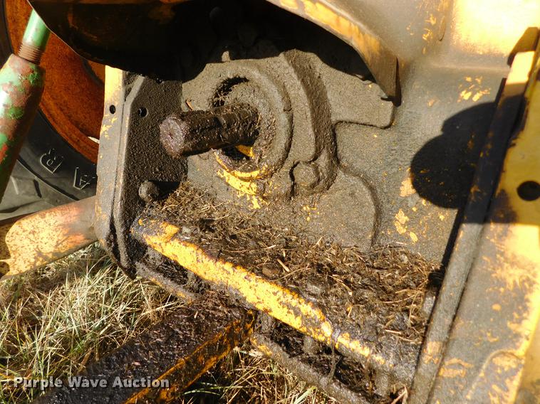 image for item DC8427 John Deere 301-R tractor