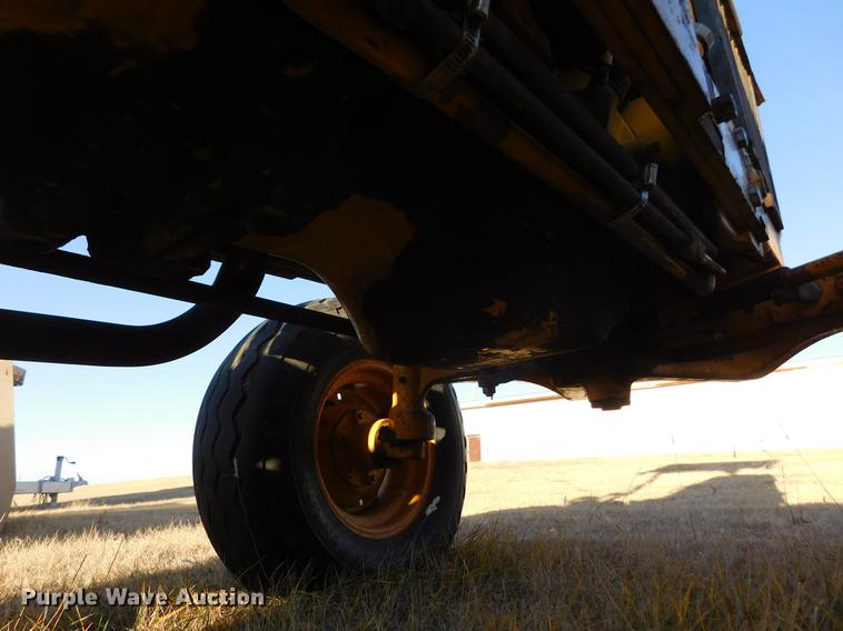 image for item DC8427 John Deere 301-R tractor