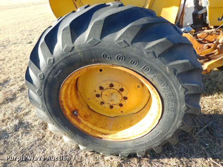 image for item DC8427 John Deere 301-R tractor