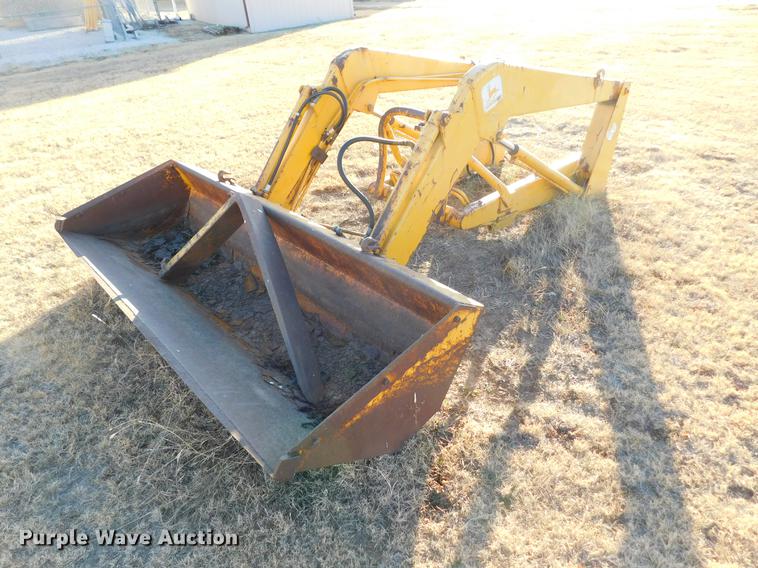 image for item DC8427 John Deere 301-R tractor