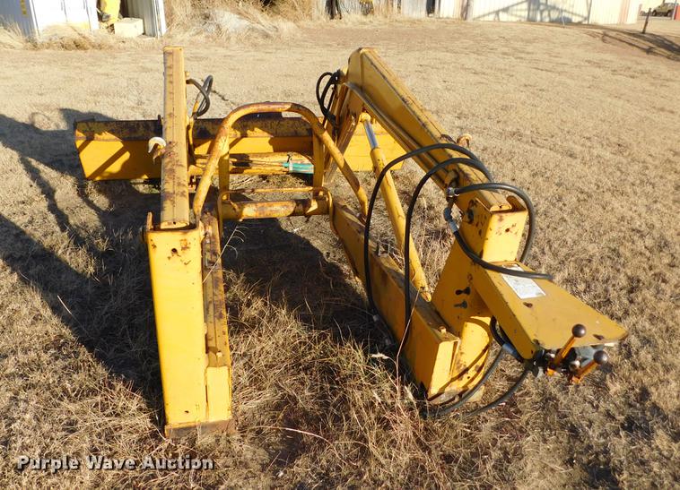 image for item DC8427 John Deere 301-R tractor