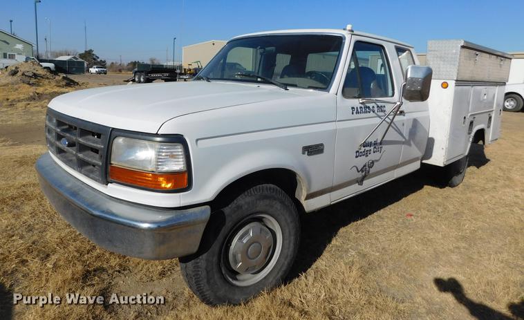 image for item DC8430 1996 Ford F250 XL SuperCab utility bed pickup truck