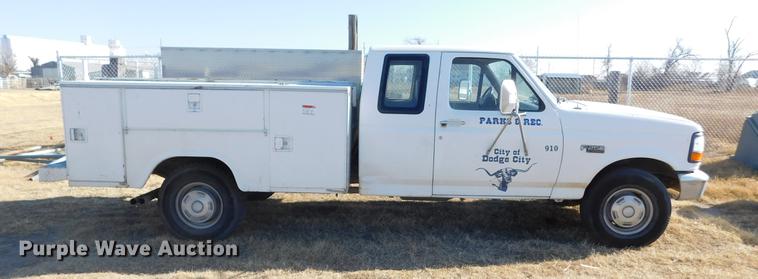 image for item DC8430 1996 Ford F250 XL SuperCab utility bed pickup truck