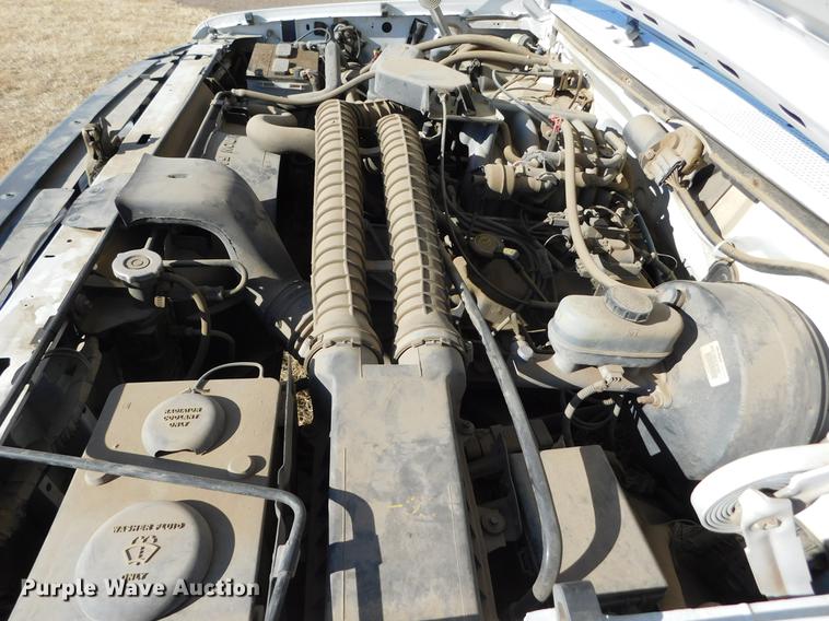 image for item DC8430 1996 Ford F250 XL SuperCab utility bed pickup truck