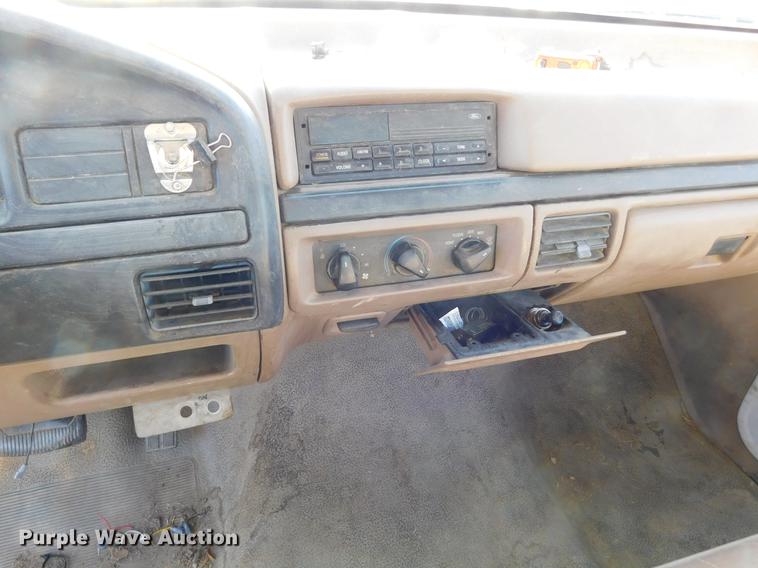 image for item DC8430 1996 Ford F250 XL SuperCab utility bed pickup truck