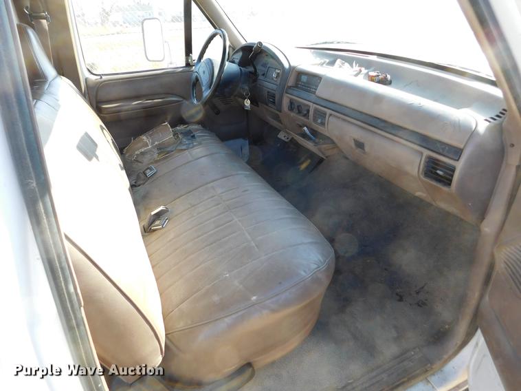 image for item DC8430 1996 Ford F250 XL SuperCab utility bed pickup truck