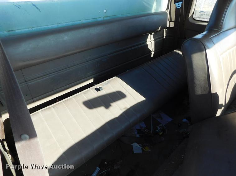 image for item DC8430 1996 Ford F250 XL SuperCab utility bed pickup truck