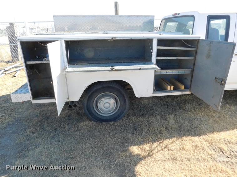 image for item DC8430 1996 Ford F250 XL SuperCab utility bed pickup truck