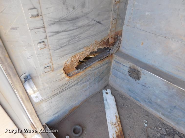 image for item DC8430 1996 Ford F250 XL SuperCab utility bed pickup truck