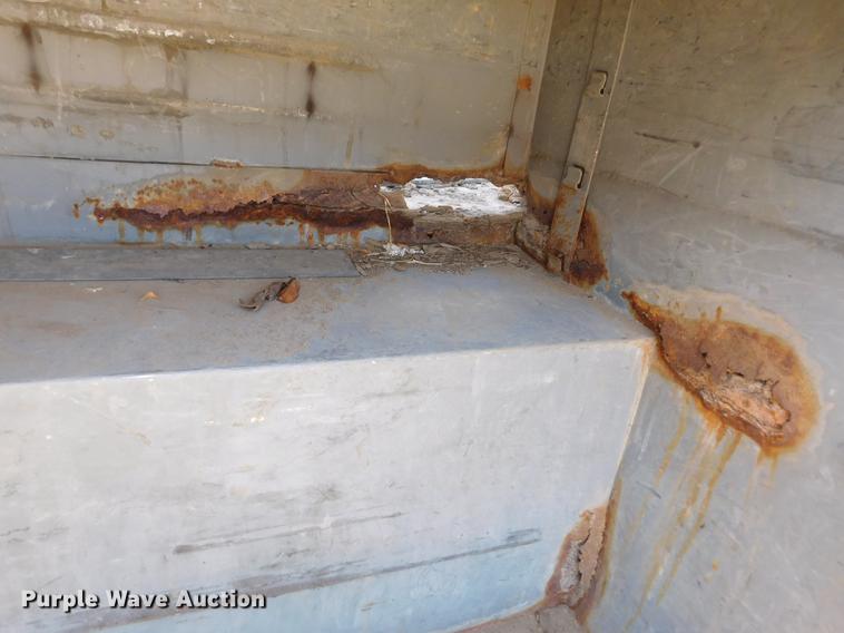 image for item DC8430 1996 Ford F250 XL SuperCab utility bed pickup truck