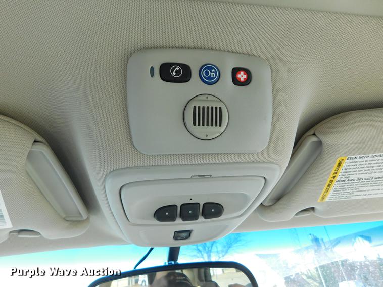 image for item DC8433 2006 Buick Rendezvous SUV