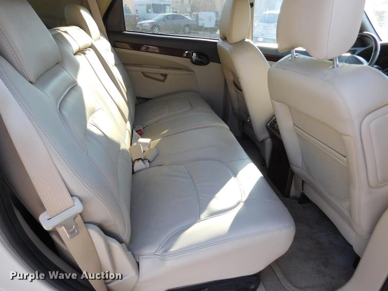 image for item DC8433 2006 Buick Rendezvous SUV