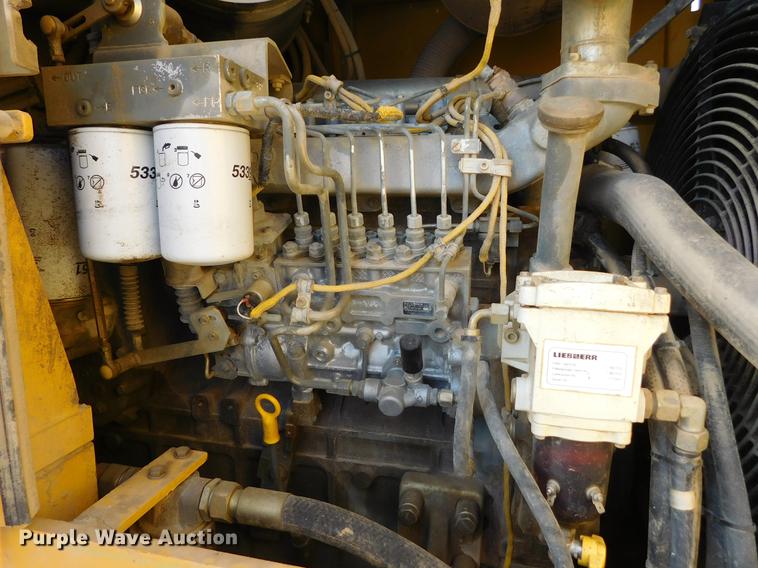 image for item DC8463 2005 John Deere 755C Series II track loader