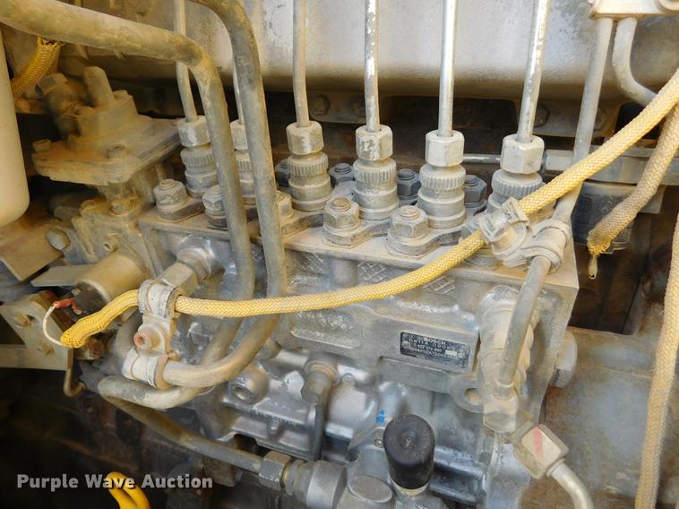 image for item DC8463 2005 John Deere 755C Series II track loader