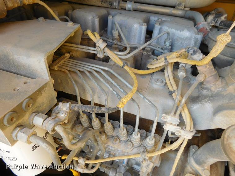 image for item DC8463 2005 John Deere 755C Series II track loader