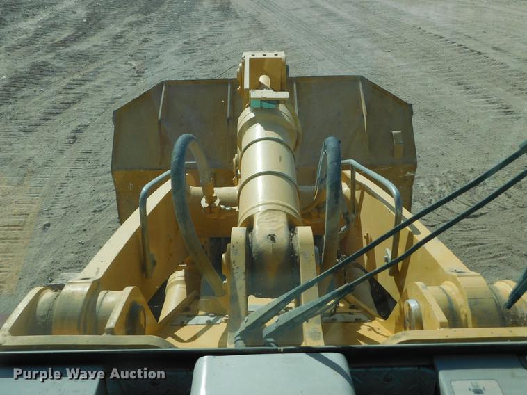 image for item DC8463 2005 John Deere 755C Series II track loader