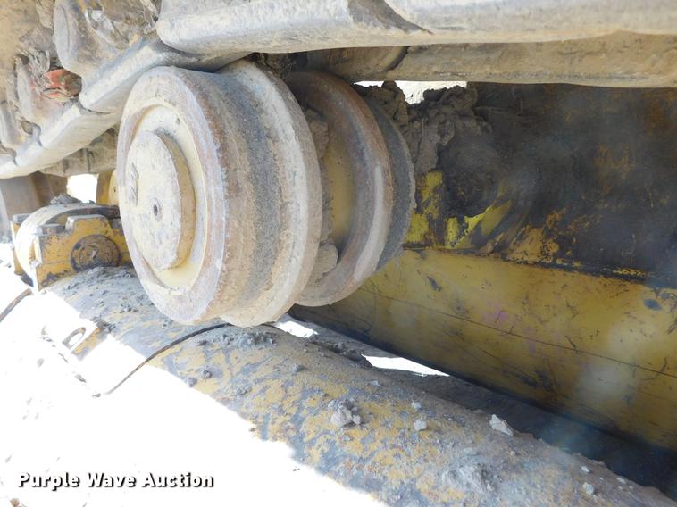 image for item DC8463 2005 John Deere 755C Series II track loader