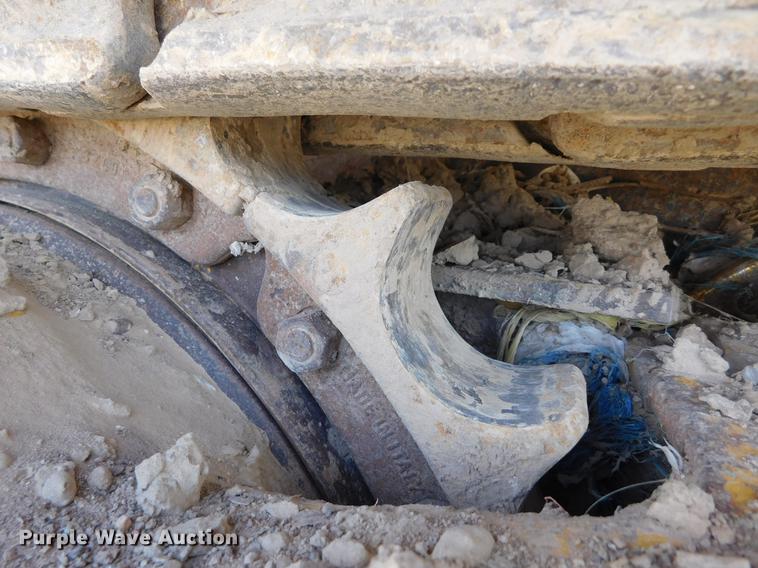 image for item DC8463 2005 John Deere 755C Series II track loader