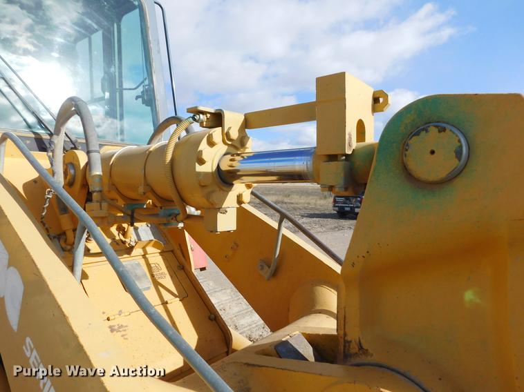 image for item DC8463 2005 John Deere 755C Series II track loader