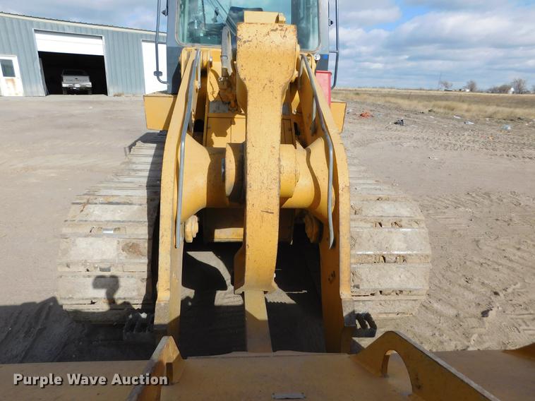 image for item DC8463 2005 John Deere 755C Series II track loader