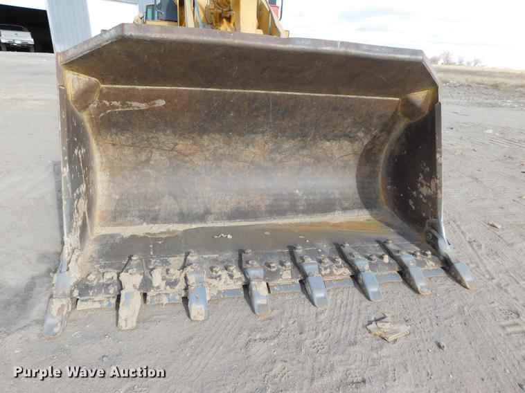 image for item DC8463 2005 John Deere 755C Series II track loader