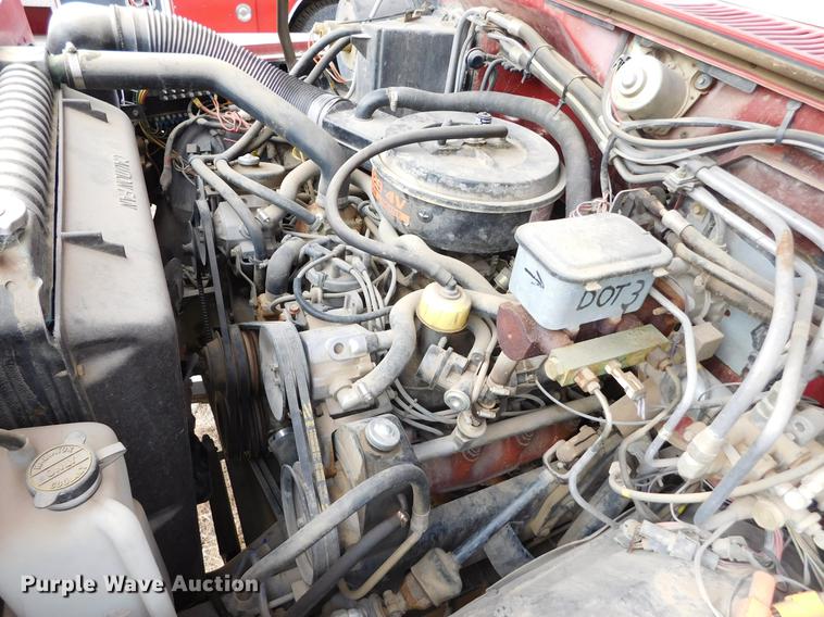 image for item DC8464 1986 Ford F700 fire truck