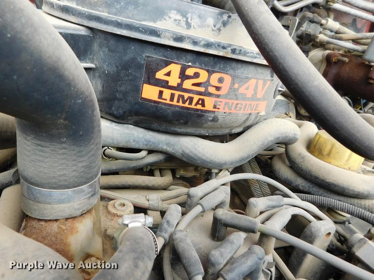 image for item DC8464 1986 Ford F700 fire truck