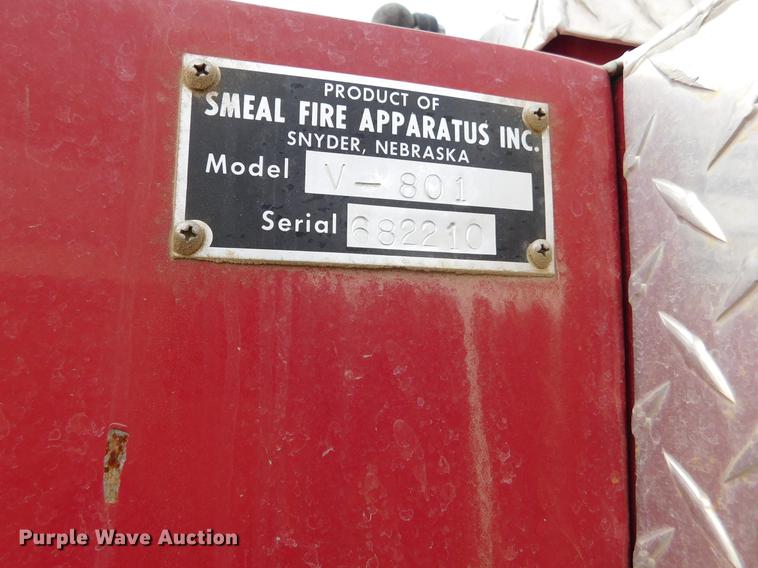 image for item DC8464 1986 Ford F700 fire truck