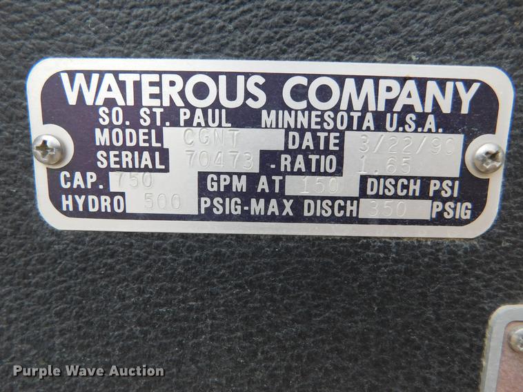 image for item DC8465 1991 Ford F800 fire truck