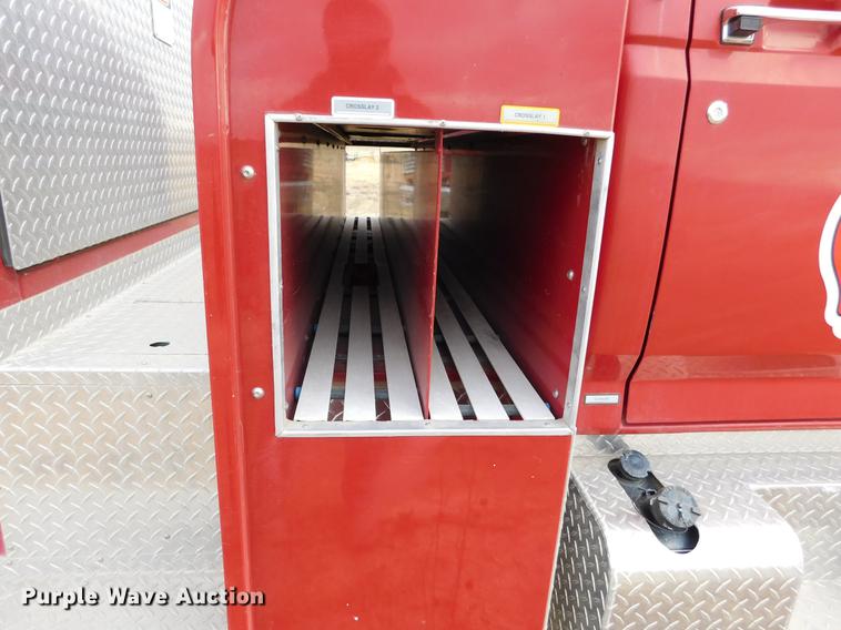 image for item DC8465 1991 Ford F800 fire truck