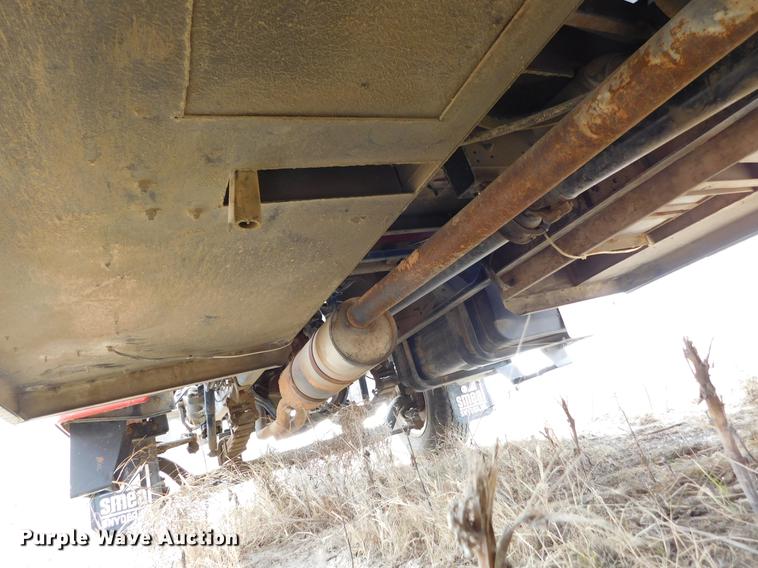 image for item DC8465 1991 Ford F800 fire truck