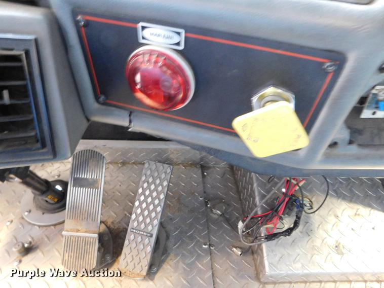 image for item DC8468 1995 Emergency One fire truck