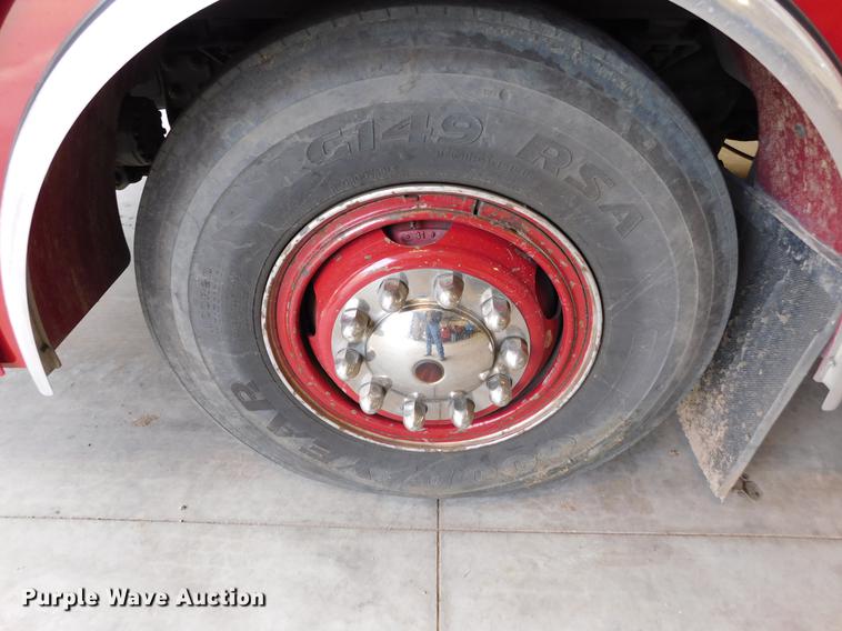 image for item DC8468 1995 Emergency One fire truck