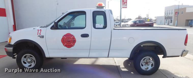 image for item DC8469 1999 Ford F150 XLT SuperCab pickup truck