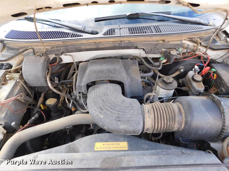 image for item DC8469 1999 Ford F150 XLT SuperCab pickup truck