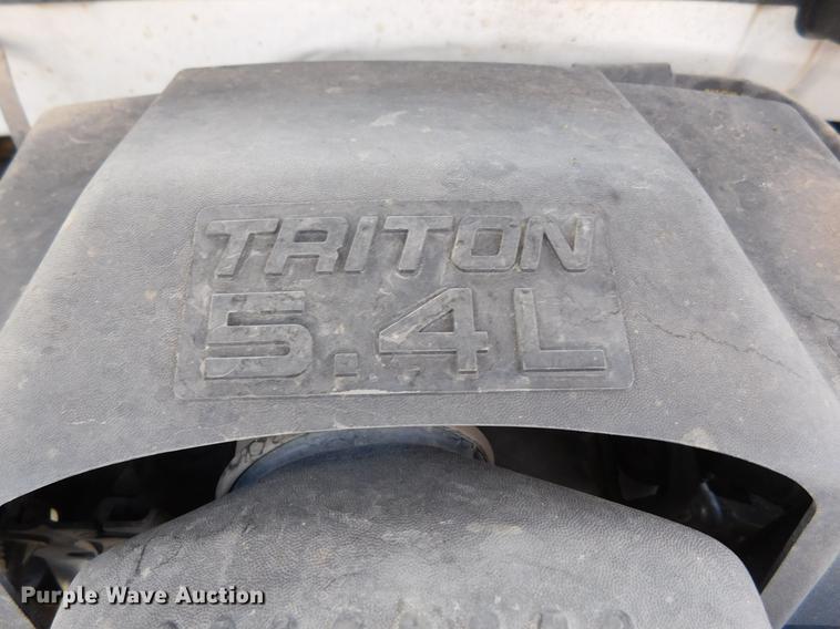 image for item DC8469 1999 Ford F150 XLT SuperCab pickup truck