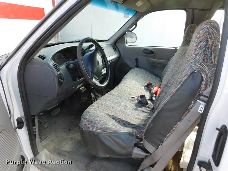 image for item DC8469 1999 Ford F150 XLT SuperCab pickup truck