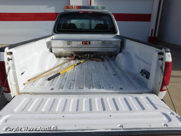 image for item DC8469 1999 Ford F150 XLT SuperCab pickup truck