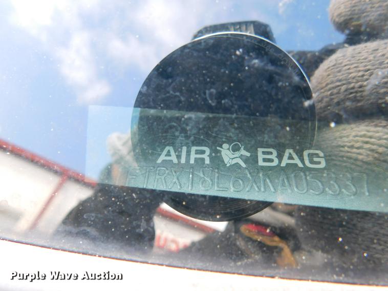 image for item DC8469 1999 Ford F150 XLT SuperCab pickup truck