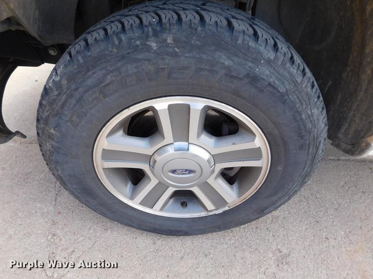 image for item DC8470 2008 Ford F150 XLT SuperCab pickup truck