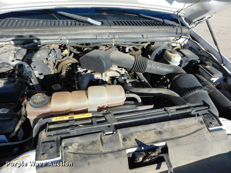 image for item DC8471 1999 Ford F250 Super Duty XLT Crew Cab pickup truck