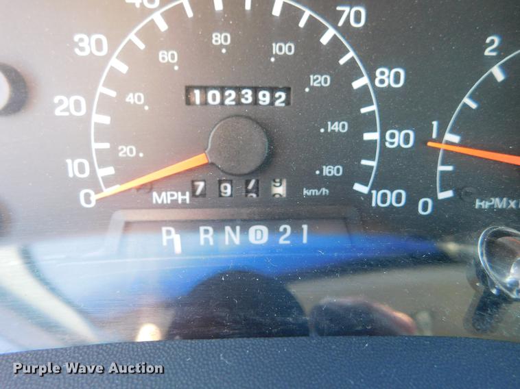 image for item DC8471 1999 Ford F250 Super Duty XLT Crew Cab pickup truck