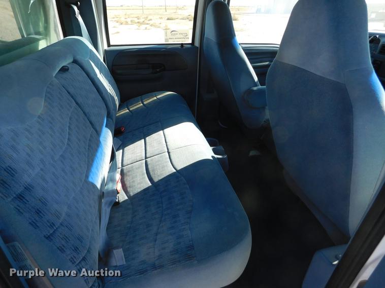 image for item DC8471 1999 Ford F250 Super Duty XLT Crew Cab pickup truck