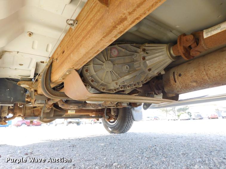 image for item DC8471 1999 Ford F250 Super Duty XLT Crew Cab pickup truck