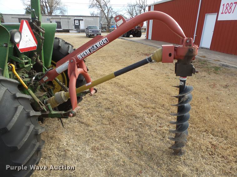 image for item DC8495 1979 John Deere 2440 tractor