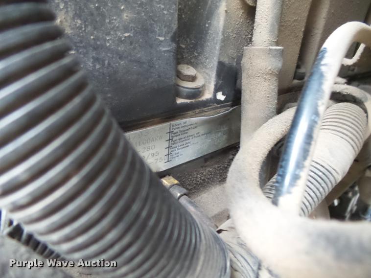 image for item DC8496 1996 International 8100 tank truck