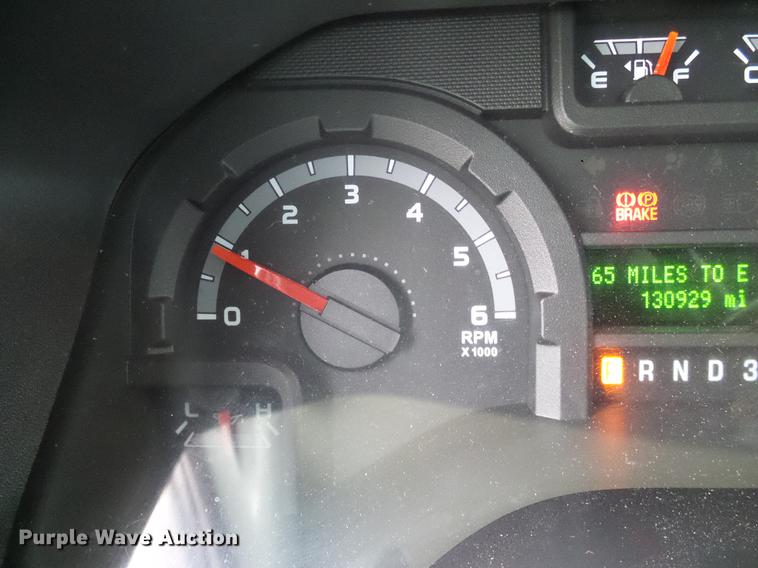 image for item DD1441 2009 Ford E350 Super Duty shuttle bus